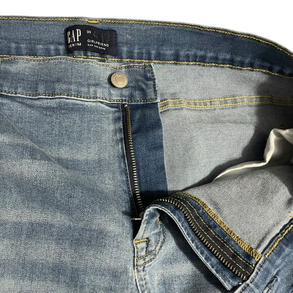 Gap Denim Womens Jeans Size 33 Girlfriend High Rise Zip Fly Light Wash Denim - Picture 3 of 11